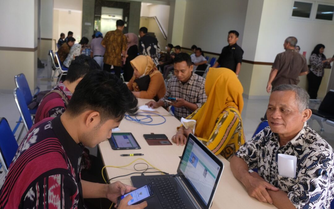 “Dukcapil Goes to Campus Undip” Pembuatan Identitas Kependudukan Digital (IKD)